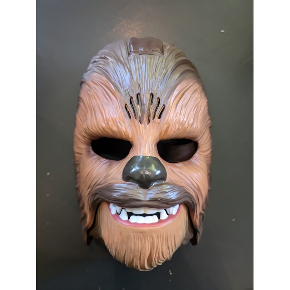 TESTED Star Wars Movie Roaring Chewbacca Wookiee Sounds Mask Tested Works - Picture 1 of 3